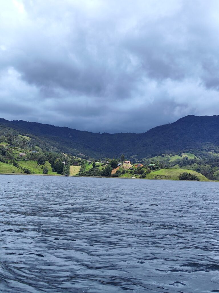laguna de la cocha