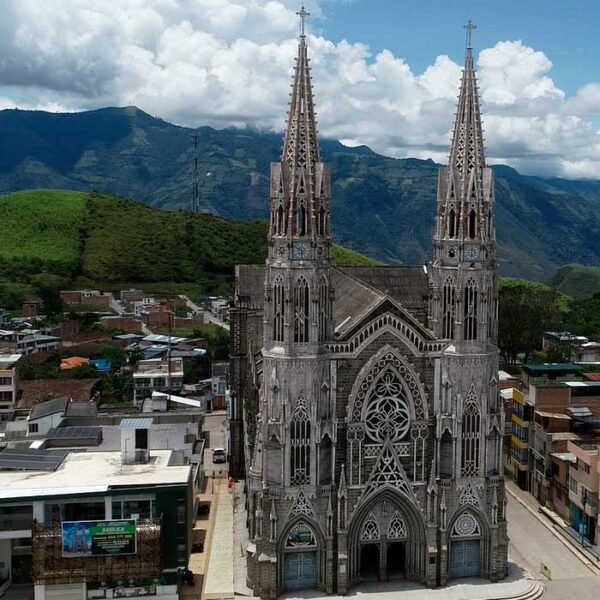 Paquete Un Viaje Religioso por Nariño | Paquete 5 Días 4 Noches