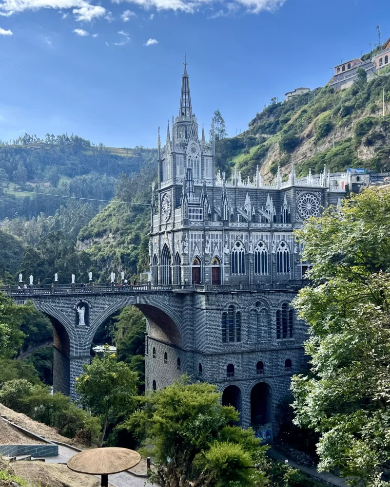 Santuario de las Lajas 11